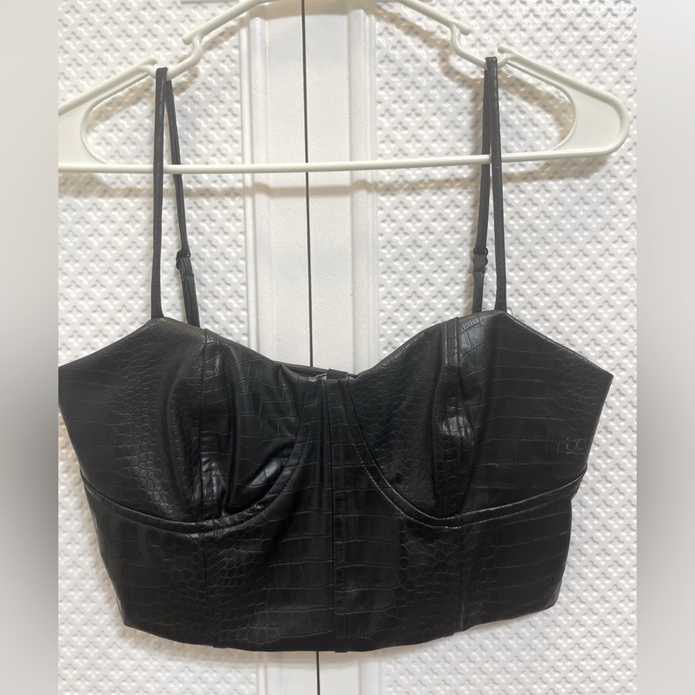 New Express Body Contour Faux Top